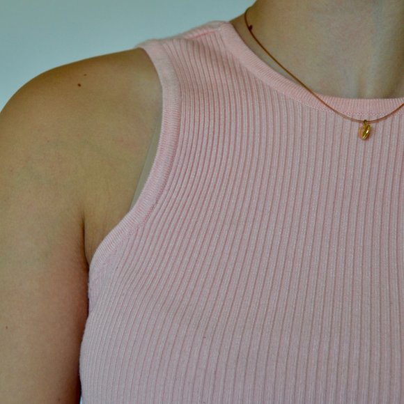 Cropped Ribbed Tank Top - Picture 10 of 10